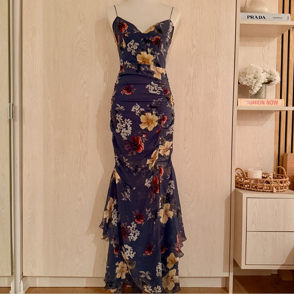 NICHOLAS Floral Print tiered ruffle maxi Dress in slate blue size 4 - Picture 3 of 11